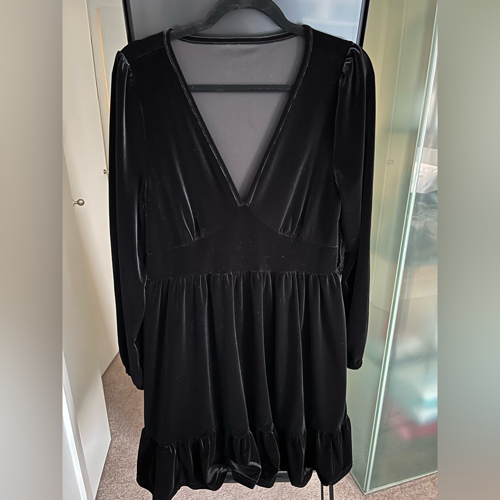 Elegant Black Velvet Dress